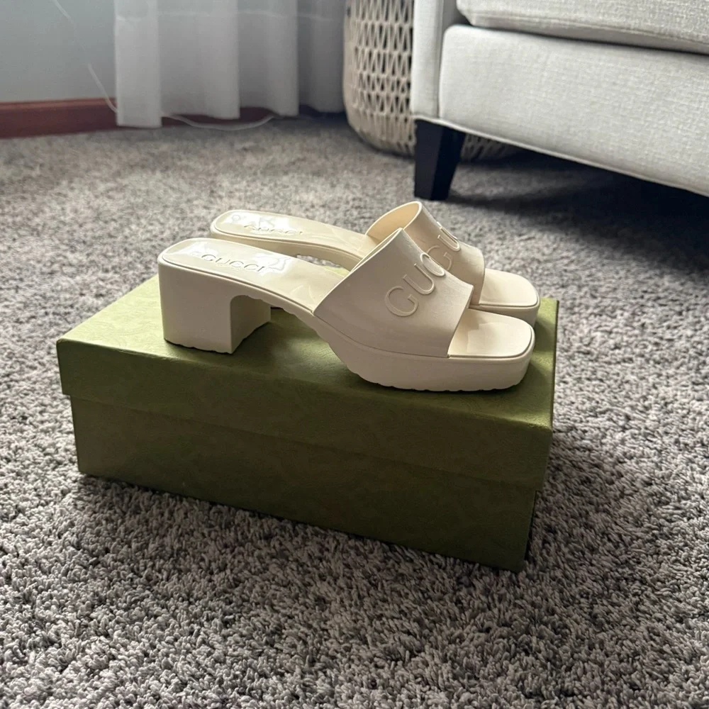 Gucci Cream Embossed Logo Slide Sandals - Picture 11 of 16